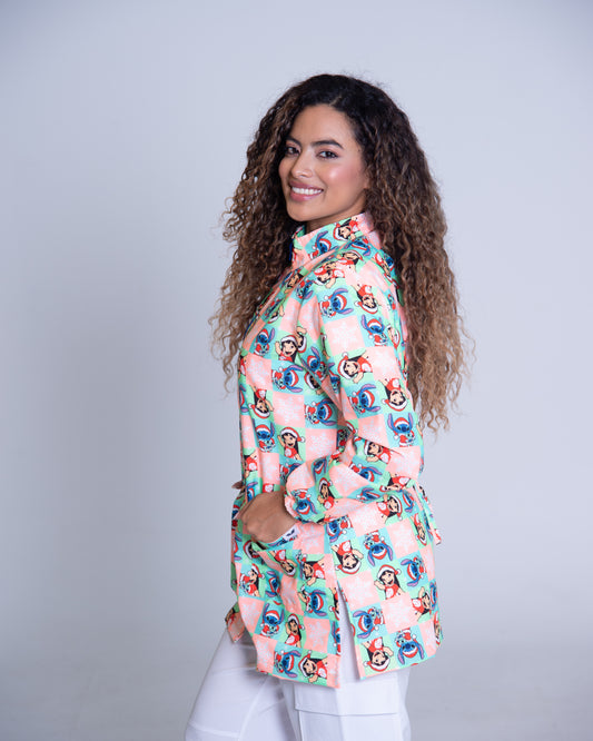 Bata médica premium antifluido holiday Dreamy Scrubs