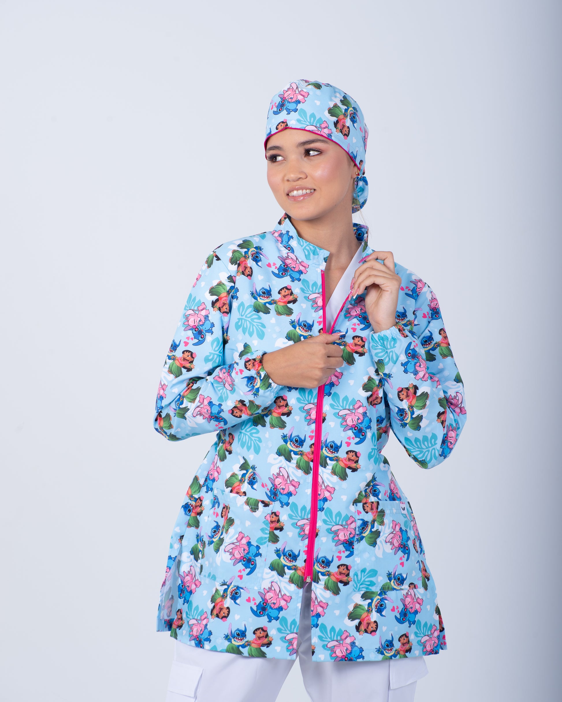 Bata médica premium antifluido edición limitada Dreamy Scrubs