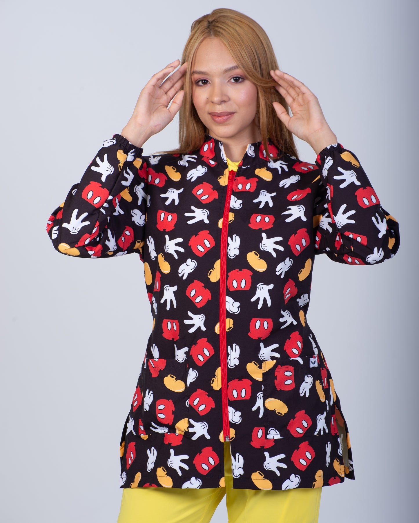 Bata médica premium antifluido edición limitada Dreamy Scrubs