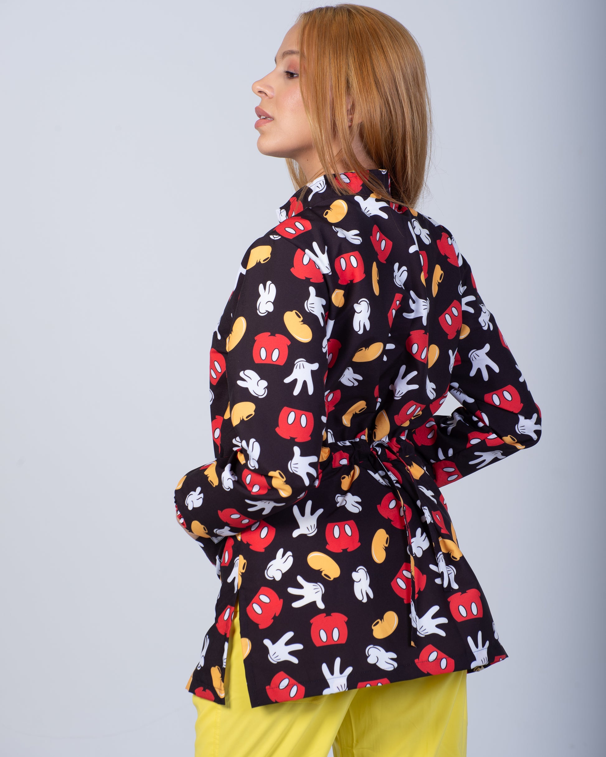 Bata médica premium antifluido edición limitada Dreamy Scrubs