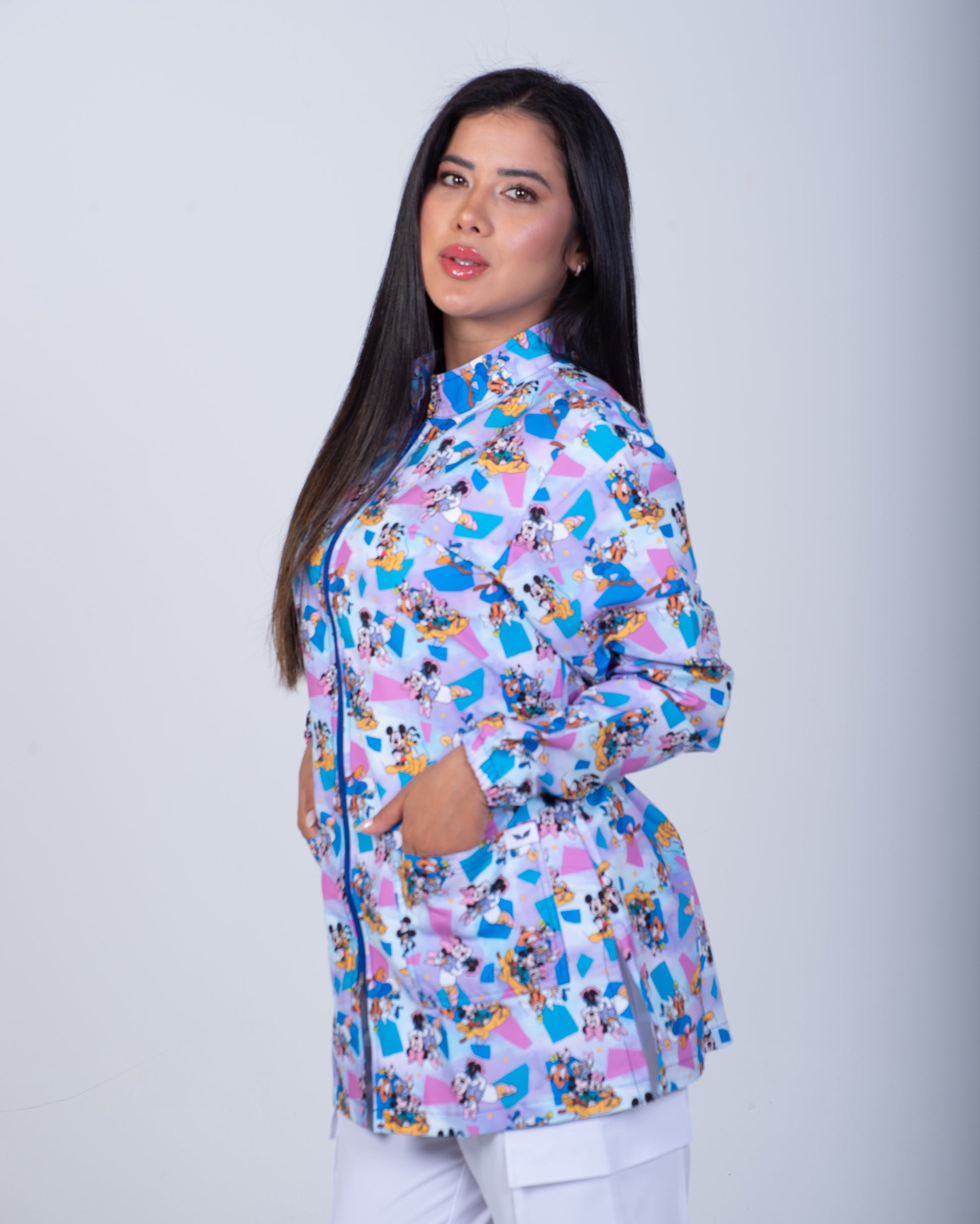 Bata médica premium antifluido edición limitada Dreamy Scrubs