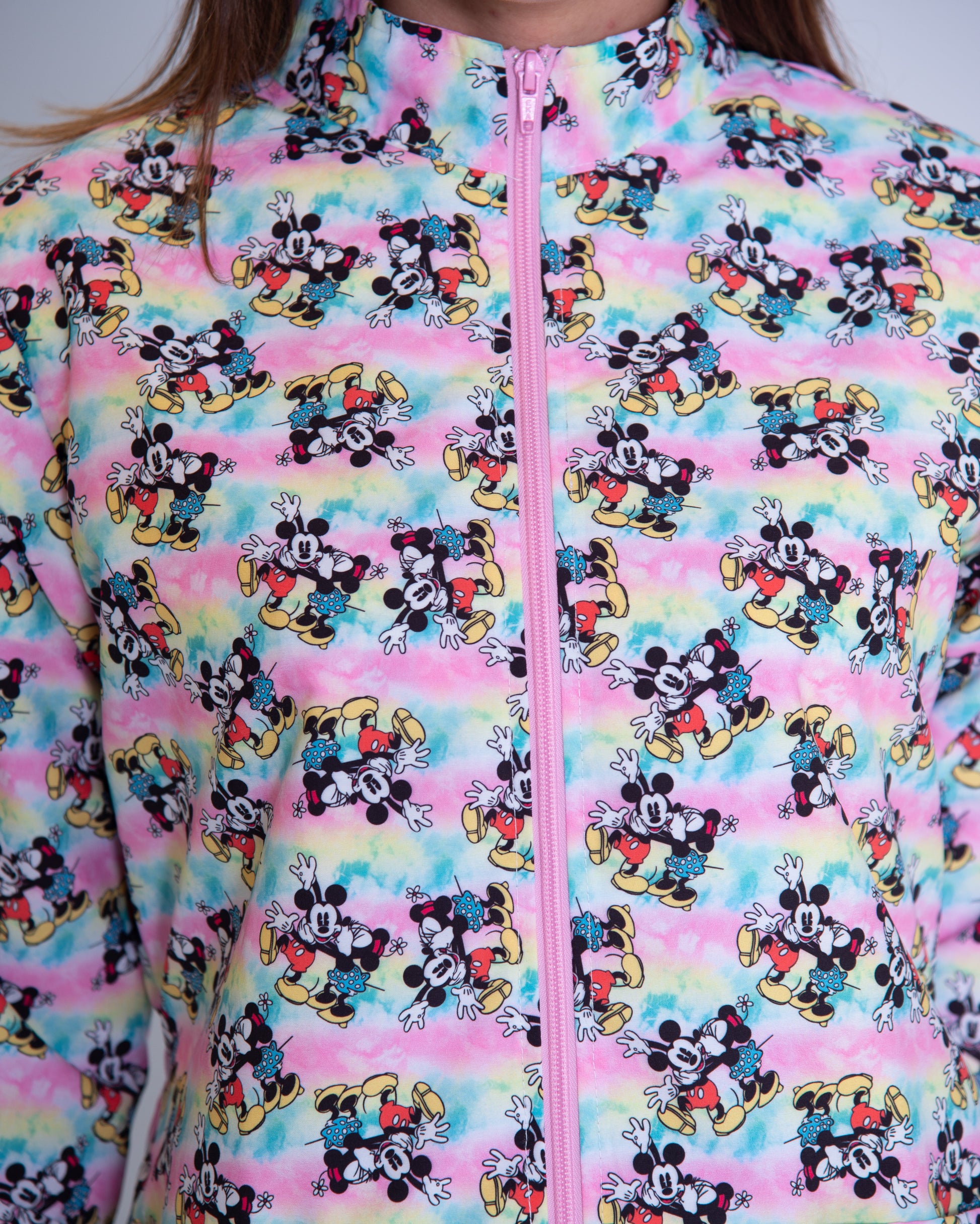 Bata médica premium antifluido edición limitada Dreamy Scrubs