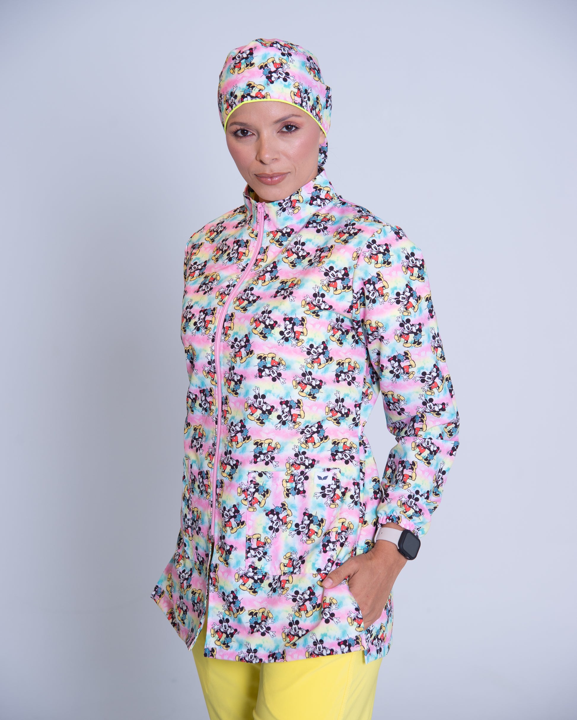 Bata médica premium antifluido edición limitada Dreamy Scrubs