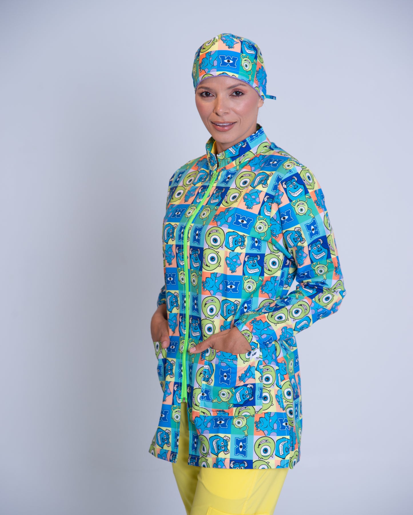 Bata médica premium antifluido edición limitada Dreamy Scrubs