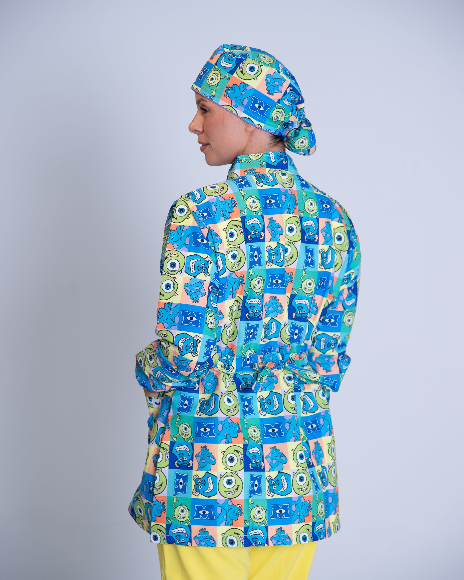 Bata médica premium antifluido edición limitada Dreamy Scrubs