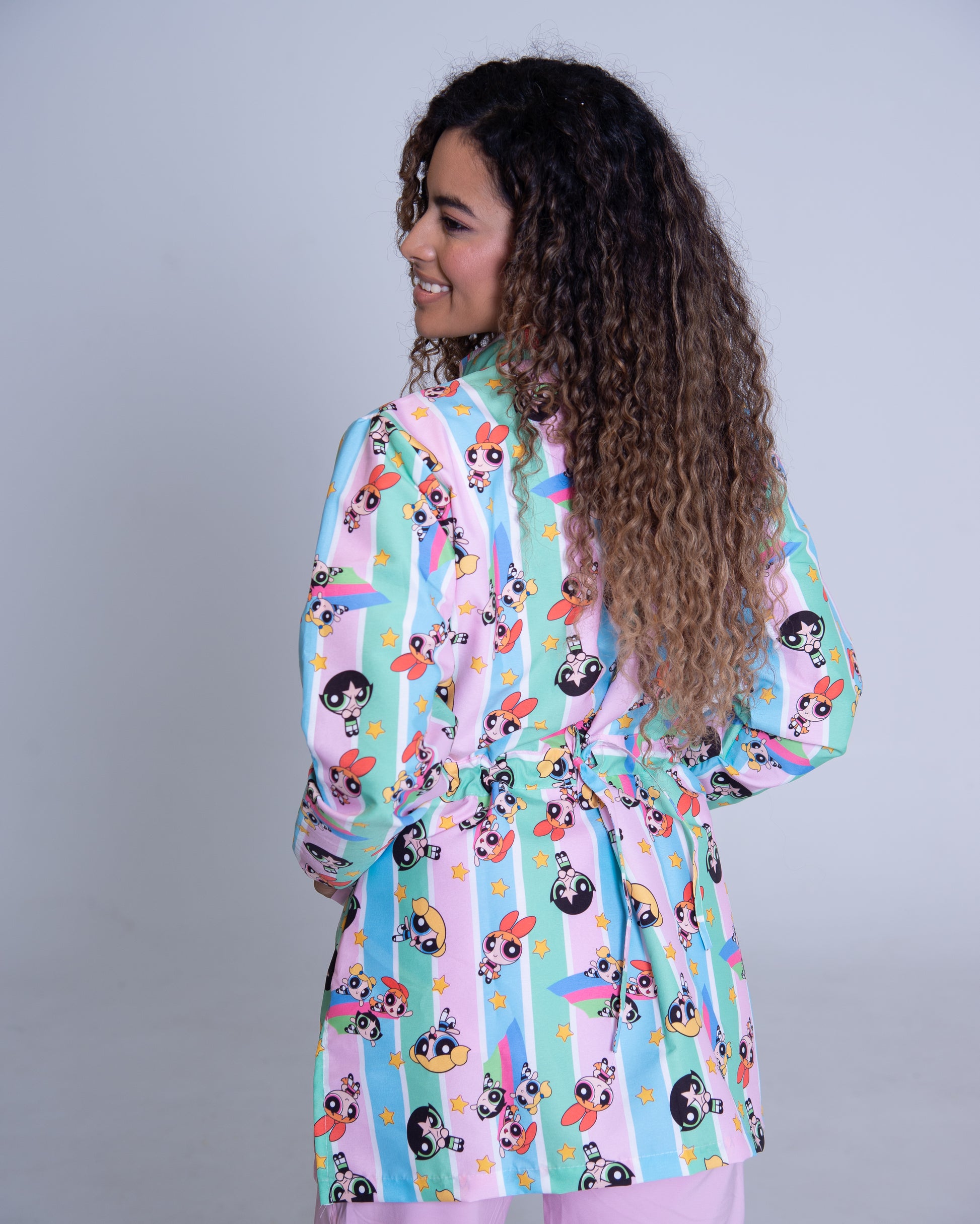 Bata médica premium antifluido edición limitada Dreamy Scrubs