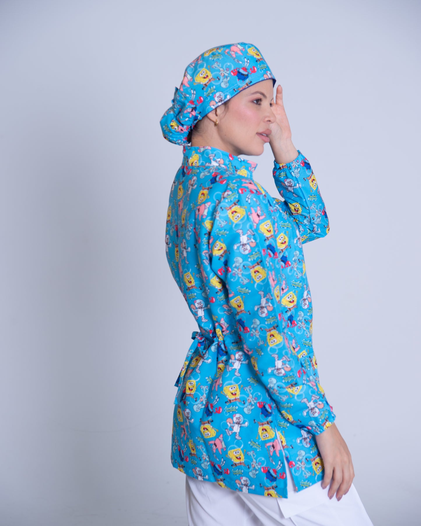 Bata médica premium antifluido edición limitada Dreamy Scrubs