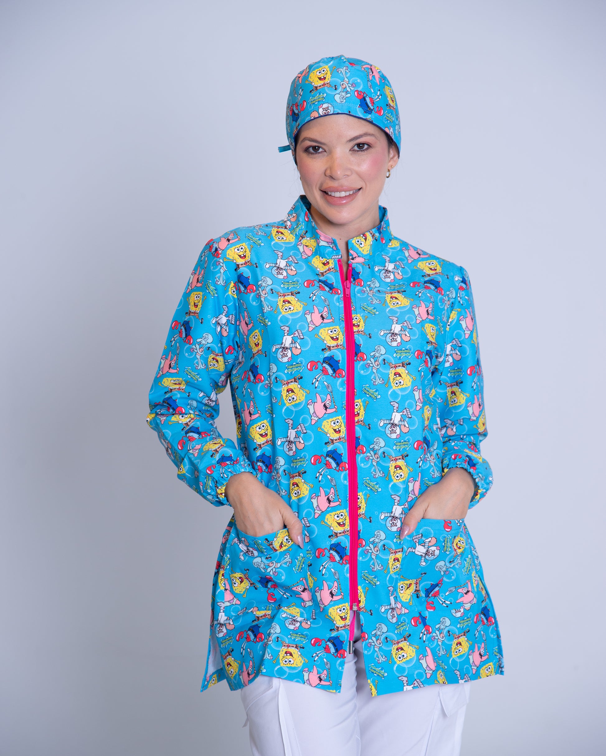 Bata médica premium antifluido edición limitada Dreamy Scrubs