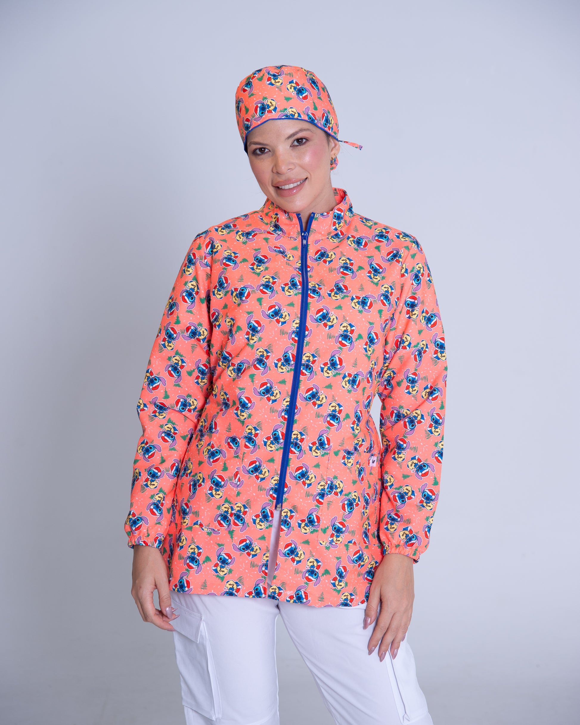 Bata médica premium antifluido holiday Dreamy Scrubs