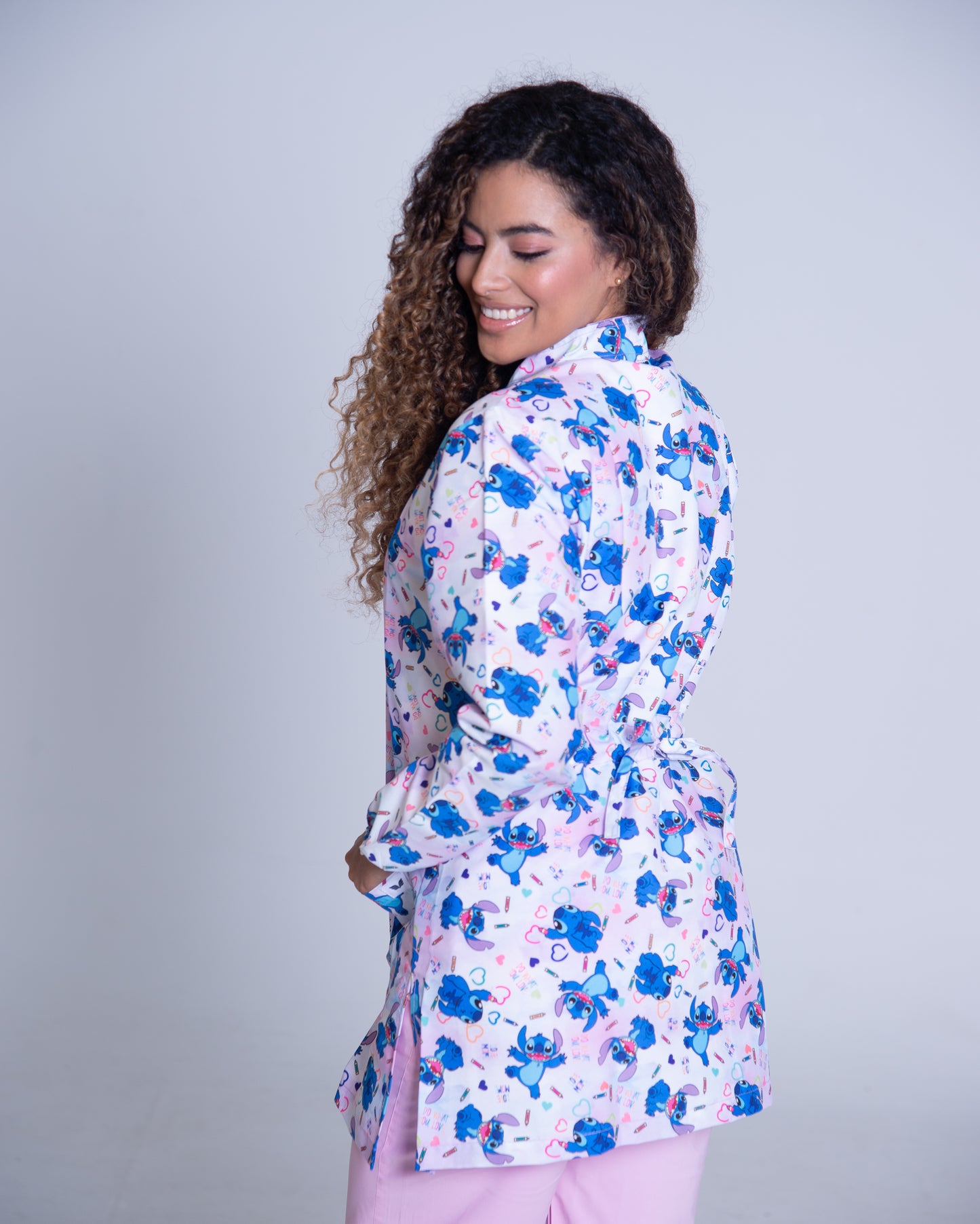 Bata médica premium antifluido edición limitada Dreamy Scrubs