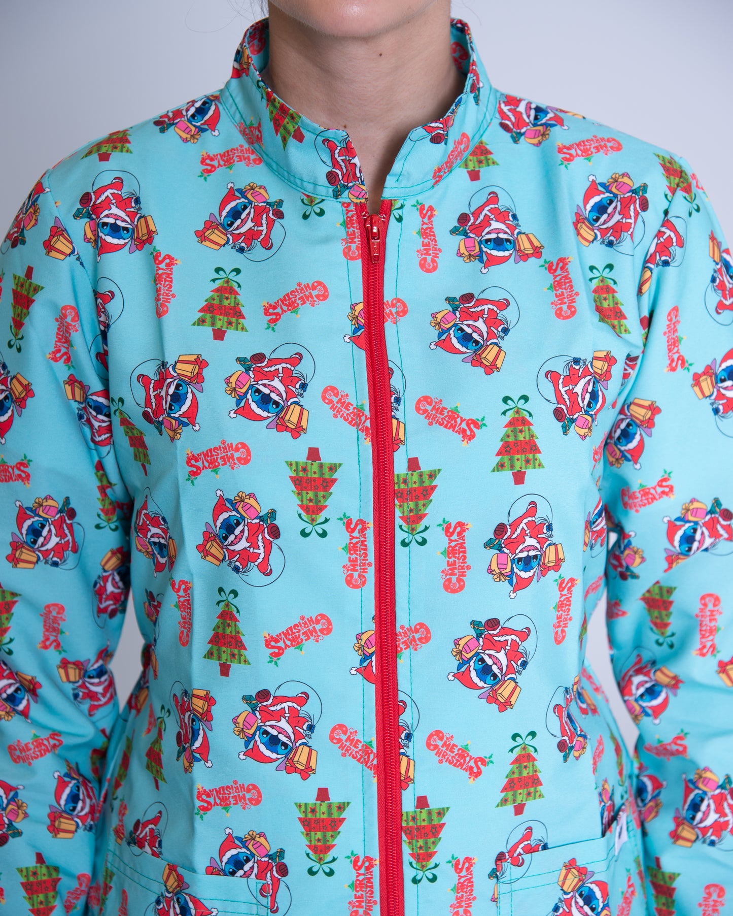 Bata médica premium antifluido holiday Dreamy Scrubs