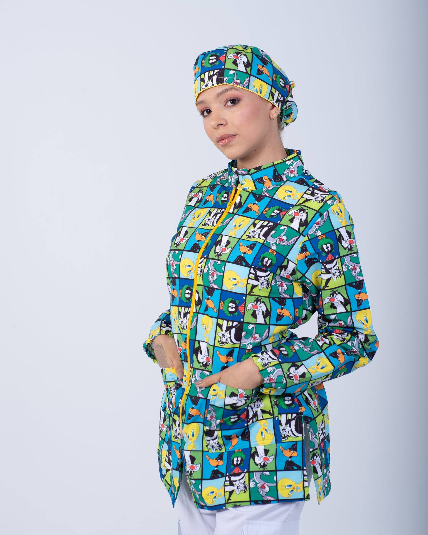 Bata médica premium antifluido edición limitada Dreamy Scrubs